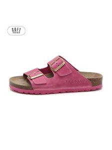 Teegu Skórzane klapki w kolorze różowym rozmiar: 36. Różowe klapki teegu, bez wzorów, z otwartym noskiem, bez obcasa. Za 130,99 zł.