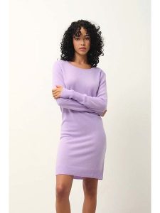 AUTHENTIC CASHMERE Kaszmirowa sukienka "Armet" w kolorze fioletowym rozmiar: M. Różowe sukienki AUTHENTIC CASHMERE, na lato, m, bez wzorów, z kaszmiru, bez kołnierzyka, bez ramiączek, mini. Za 387,24 zł.