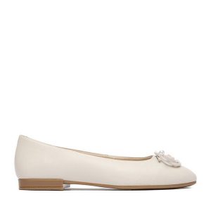 Baleriny Lasocki. Brązowe balerinki Lasocki, bez wzorów, bez obcasa, bez zapięcia. Za 189,99 zł.