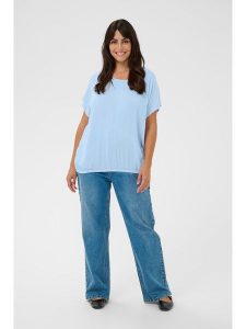 KAFFE curve Bluzka w kolorze błękitnym rozmiar: 48. Niebieskie bluzki KAFFE curve, bez wzorów, z wiskozy, bez kołnierzyka, bez ramiączek. Za 82,99 zł.