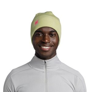 Czapka zimowa Buff Crossknit Beanie - sheen yellow. Żółte czapki Buff, bez wzorów, z dzianiny, wizytowe. Za 149,00 zł.
