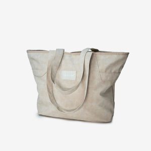 Torba sportowa Domyos 25 l. Brązowe torby podróżne i sportowe DOMYOS, bez wzorów, z materiału. W wyprzedaży za 54,99 zł.