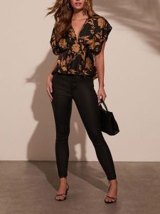 LA Angels Bluzka w kolorze jasnobrązowym rozmiar: M. Brązowe bluzki LA Angels, m, bez wzorów, bez kołnierzyka, bez ramiączek. Za 130,99 zł.