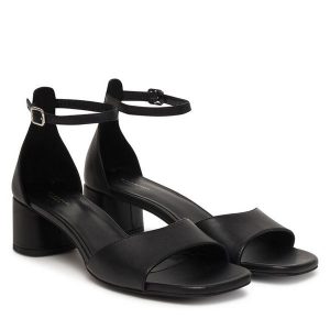 Sandały Vagabond Shoemakers. Czarne sandały Vagabond Shoemakers, bez wzorów, bez obcasa, na słupku, bez zapięcia. Za 539,99 zł.