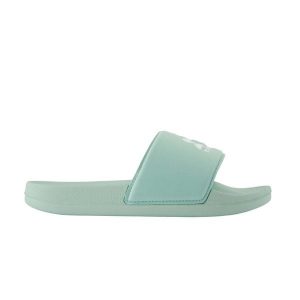 Klapki damskie Le Coq Sportif. Zielone klapki le coq sportif, bez wzorów, z materiału, bez obcasa. Za 192,50 zł.