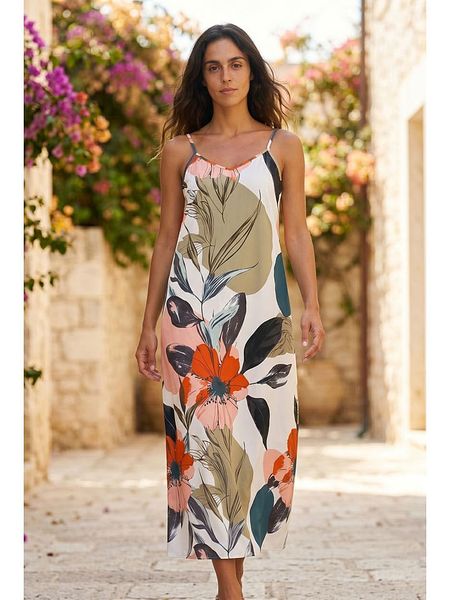 SOULSHAE Sukienka w kolorze białym ze wzorem rozmiar: L/XL. Białe sukienki SOULSHAE, l, bez wzorów, bez kołnierzyka, bez ramiączek, maxi. Za 149,95 zł.