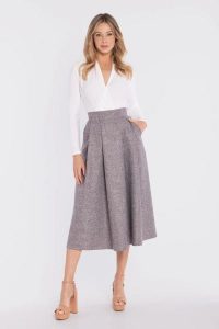 Rozkloszowana spódnica z wysokim stanem szara. Szare spódnice Stylove, m, bez wzorów, eleganckie, midi. Za 289,00 zł.