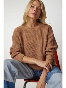 Happiness Istanbul Sweter w kolorze jasnobrązowym rozmiar: S/M. Brązowe swetry oversize Happiness Istanbul, m, bez wzorów, ze splotem, bez ramiączek. Za 91,77 zł.