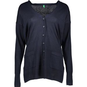 Kardigan w kolorze granatowym. Niebieskie kardigany marki Benetton, prążkowane. W wyprzedaży za 77,95 zł.