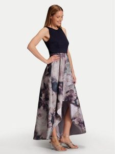 Swing Sukienka koktajlowa 5AH09100 Kolorowy Regular Fit. Kombinezony Swing, bez wzorów, z syntetyku, wizytowe, bez kołnierzyka, bez ramiączek. Za 479,99 zł.
