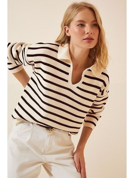 Happiness Istanbul Sweter w kolorze kremowym rozmiar: onesize. Białe swetry oversize Happiness Istanbul, bez wzorów, bez ramiączek. Za 91,34 zł.