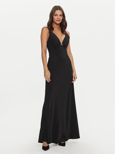 Rinascimento Sukienka wieczorowa CFC0119827003 Czarny Regular Fit. Czarne kombinezony Rinascimento, l, bez wzorów, z syntetyku, wizytowe, bez kołnierzyka, bez ramiączek. Za 319,99 zł.