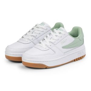 Buty damskie FILA Fxventuno L. Białe buty sportowe Fila, bez wzorów, bez zapięcia. Za 259,99 zł.