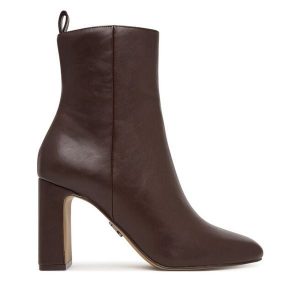 Botki Steve Madden. Brązowe botki Steve Madden, bez wzorów, bez obcasa, na słupku, bez zapięcia. Za 509,99 zł.