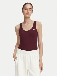 Guess Top V4YP06 K8RT2 Bordowy Slim Fit. Czerwone topy Guess, m, z aplikacjami, z wiskozy, bez kołnierzyka, bez ramiączek. Za 154,99 zł.