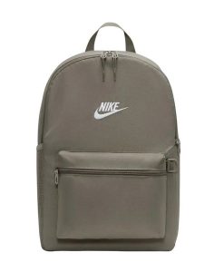 Plecak sportowy szkolny Nike Heritage 2.0. Czarne plecaki Nike. Za 146,35 zł.