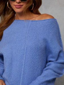 Milan Kiss Sweter w kolorze niebieskim rozmiar: XL. Niebieskie swetry oversize Milan Kiss, xl, bez wzorów, bez ramiączek. Za 152,99 zł.
