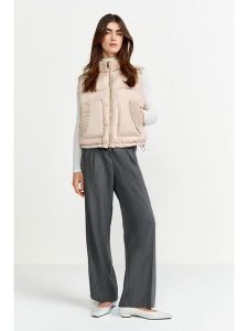 Rich & Royal Kamizelka pikowana w kolorze beżowym rozmiar: 38. Brązowe kamizelki Rich & Royal, bez wzorów, bez kołnierzyka, bez ramiączek, bez kaptura. Za 384,95 zł.