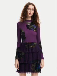 Desigual Sukienka codzienna Pansee Lacroix 24WWVK34 Fioletowy Regular Fit. Fioletowe kombinezony Desigual, s, bez wzorów, z wiskozy, bez kołnierzyka, bez ramiączek. Za 269,99 zł.