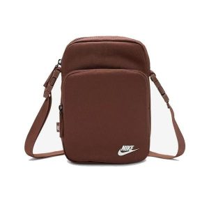 Saszetka na ramię Nike Nk Heritage Crossbody. Brązowe nerki i saszetki Nike, bez wzorów. Za 110,99 zł.