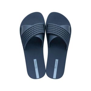 Klapki basenowe damskie Ipanema Street II Fem. Niebieskie klapki Ipanema, bez wzorów, bez obcasa. Za 97,16 zł.