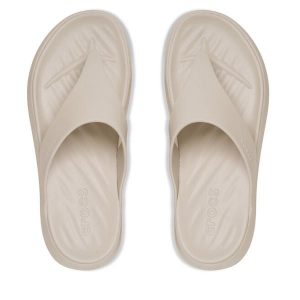 Japonki Crocs. Brązowe klapki Crocs, bez wzorów, bez obcasa. Za 179,99 zł.