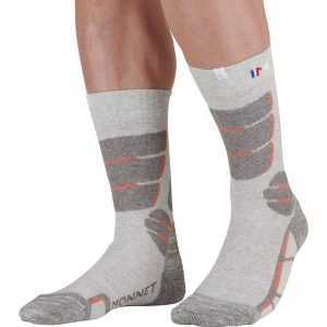 Skarpetki Monnet Lin Haute. Brązowe skarpetki MONNET, bez wzorów. Za 158,50 zł.