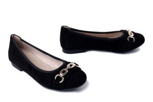 RIEKER REMONTE D0K10-02 black, baleriny damskie. Czarne balerinki Rieker Remonte, bez wzorów, ze skóry, bez obcasa, na obcasie, bez zapięcia. Za 369,90 zł.