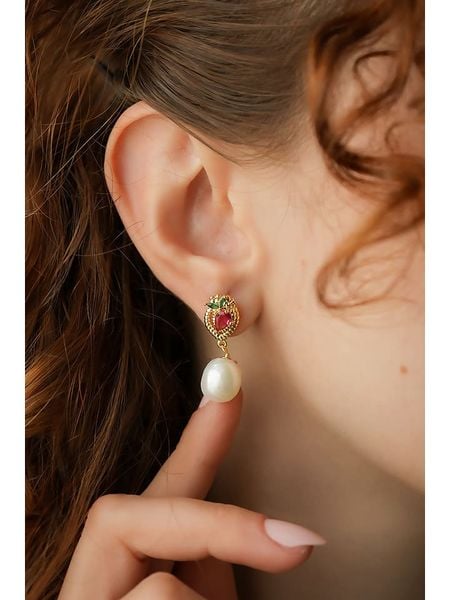 Pierres delicates Kolczyki w kolorze białym z perłami i kwarcem różowym rozmiar: onesize. Białe kolczyki Pierres delicates, z kwarcem, z mosiądzu. Za 34,99 zł.