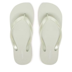 Japonki Calvin Klein. Niebieskie klapki Calvin Klein, bez wzorów, bez obcasa. Za 189,99 zł.