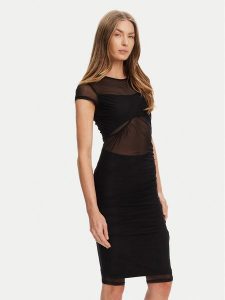 Guess Sukienka koktajlowa W5YK66 KBAH2 Czarny Regular Fit. Czarne kombinezony Guess, l, z aplikacjami, z syntetyku, wizytowe, bez kołnierzyka, bez ramiączek. Za 399,99 zł.