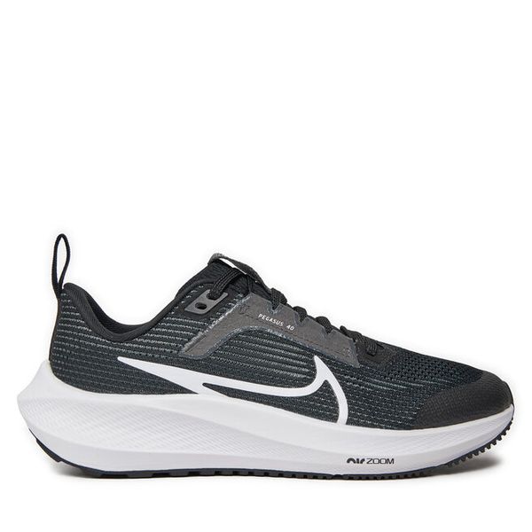 Buty do biegania Nike. Czarne buty sportowe Nike, bez wzorów, bez zapięcia, do biegania. Za 359,99 zł.