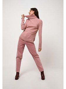 AUTHENTIC CASHMERE Kaszmirowy golf "Fornet" w kolorze jasnoróżowym rozmiar: XL. Różowe golfy AUTHENTIC CASHMERE, bez wzorów, z kaszmiru. Za 432,45 zł.