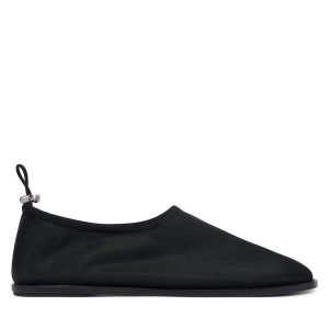 Baleriny Calvin Klein. Czarne balerinki Calvin Klein, bez wzorów, z meshu, bez obcasa, bez zapięcia. Za 489,99 zł.