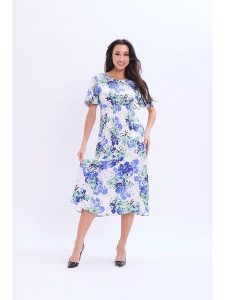 Marks & Spencer Sukienka w kolorze biało-niebieskim rozmiar: 44. Białe sukienki Marks & Spencer, bez wzorów, z wiskozy, bez kołnierzyka, bez ramiączek, midi. Za 114,95 zł.