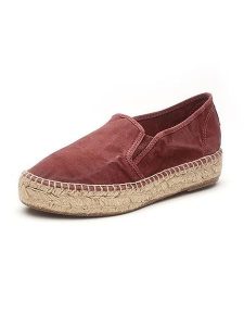 Natural world Espadryle w kolorze czerwonym rozmiar: 35. Czerwone espadryle Natural World, bez wzorów, bez obcasa. Za 130,99 zł.