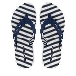 Japonki Tommy Hilfiger. Niebieskie klapki TOMMY HILFIGER, bez wzorów, bez obcasa. Za 169,99 zł.