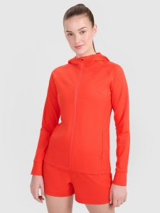 4F Bluza treningowa regular szybkoschnąca damska - czerwona M. Czerwone bluzy 4f, m, bez wzorów, z dzianiny, z kapturem. W wyprzedaży za 139,99 zł.