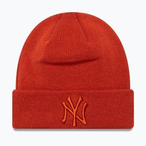 Czapka zimowa New Era Le Beanie Nyy. Czerwone czapki New Era, bez wzorów. Za 129,99 zł.