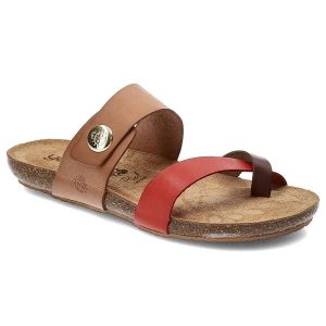 Brązowe Klapki Yokono Wygodne Buty Na Lato. Brązowe klapki Yokono, bez wzorów, ze skóry, bez obcasa. Za 155,00 zł.