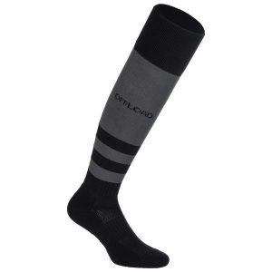 Skarpety do rugby R500 wysokie. Brązowe skarpetki KIPSTA, bez wzorów, z elastanu. Za 29,99 zł.