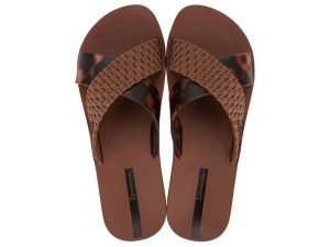 Klapki damskie Ipanema Sense Slide. Brązowe klapki Ipanema, bez wzorów, z materiału, bez obcasa. Za 119,99 zł.