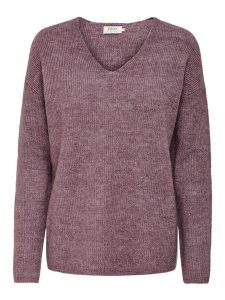 ONLY Sweter "Camilla" w kolorze ciemnofioletowym rozmiar: M. Różowe swetry oversize ONLY, m, bez wzorów, ze splotem, bez ramiączek. Za 74,63 zł.