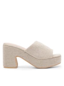 DeeZee Klapki WS270602-01 Beżowy. Brązowe klapki DeeZee, bez wzorów, z materiału, bez obcasa. Za 96,99 zł.
