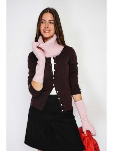 William de Faye Szal-koło w kolorze jasnoróżowym - 30 x 28 cm rozmiar: onesize. Różowe szaliki William de Faye, bez wzorów, z kaszmiru. Za 104,89 zł.