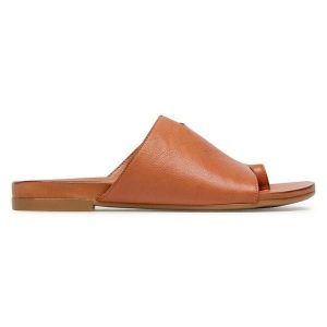 Japonki Piazza. Brązowe klapki Piazza, bez wzorów, bez obcasa. Za 349,99 zł.