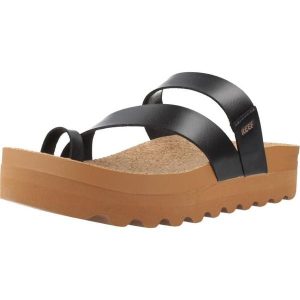 Sandały REEF VISTA HI LAYLA Czarny. Czarne buty trekkingowe Reef, z syntetyku, bez zapięcia. Za 274,99 zł.