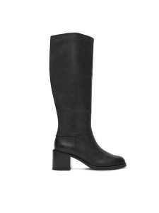 Clarks Kozaki Chamberly Hi 26182861 Czarny. Czarne kozaki Clarks, bez wzorów, ze skóry, bez obcasa, na słupku, bez zapięcia. Za 559,99 zł.