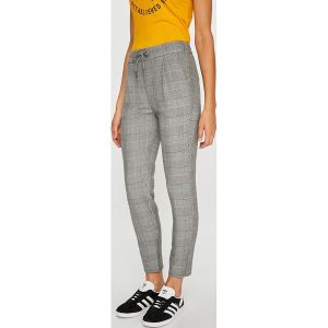 Vero Moda - Spodnie. Rurki marki Vero Moda. W wyprzedaży za 89,90 zł.