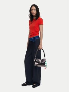 Desigual Torebka Half Logo Trokel 25WAXPAQ Brązowy. Brązowe torebki klasyczne Desigual, bez wzorów, ze skóry, bez dodatków. Za 219,99 zł.